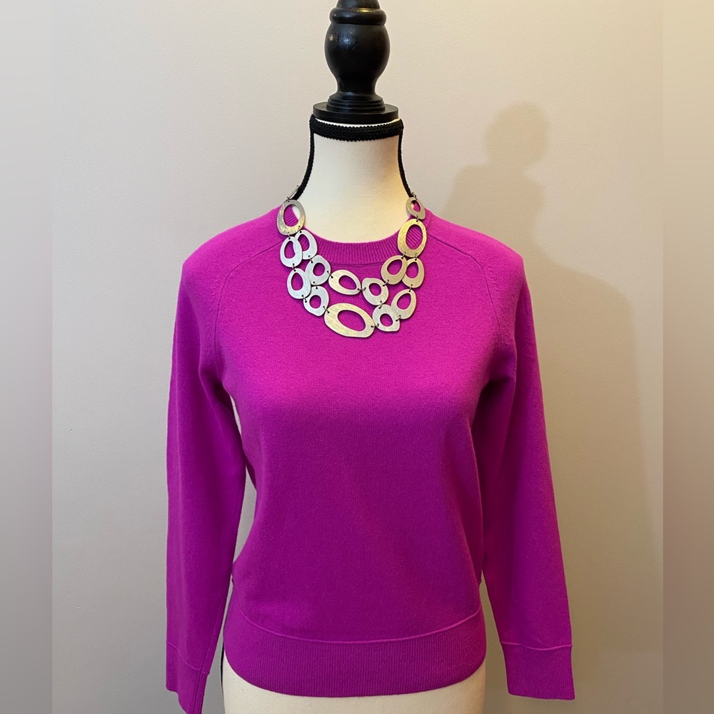 60% merino wool 40% nylon Italian yarn hot pink/fuchsia  size XS petite EUC